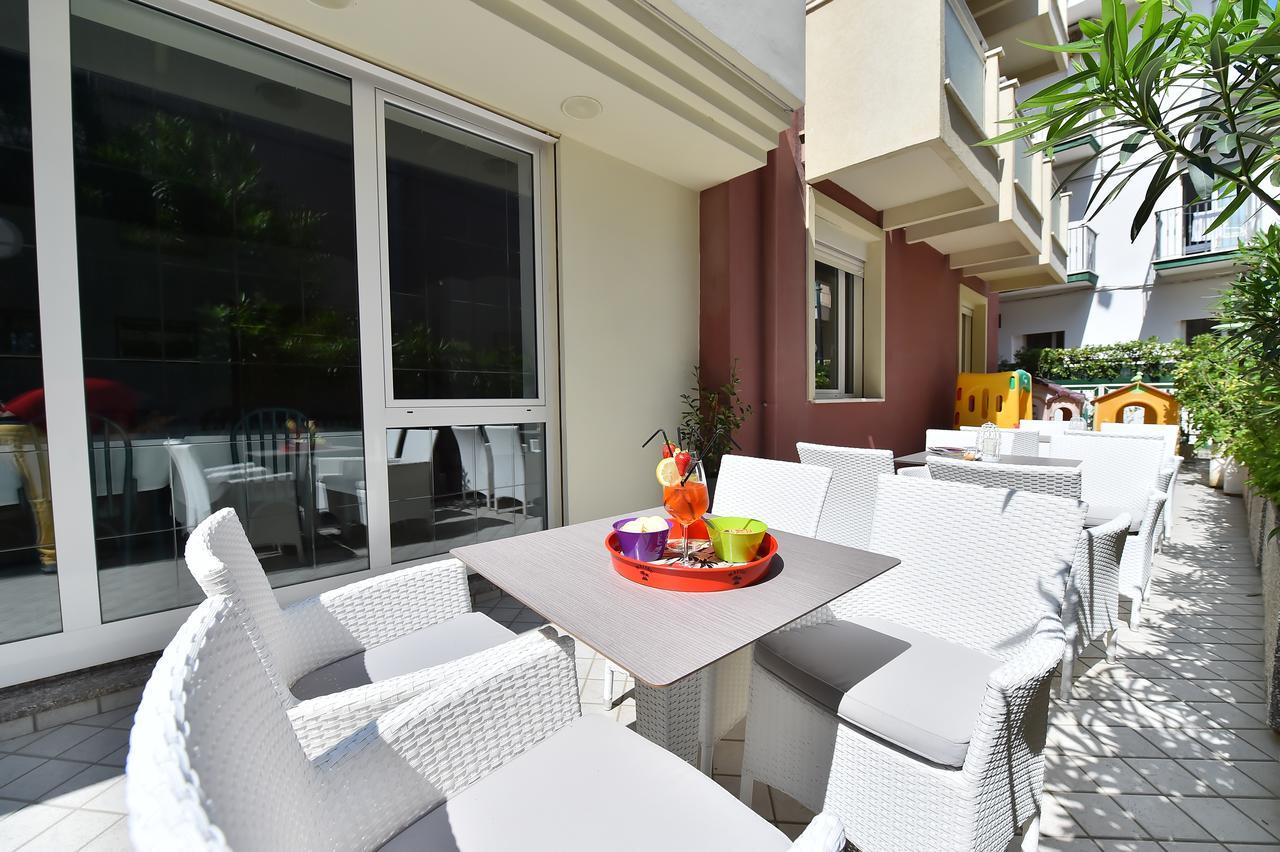 Hotel Della Motta Bellaria-Igea Marina Exterior photo